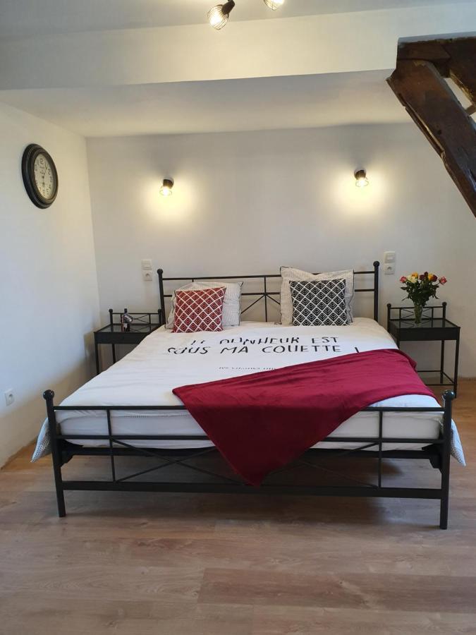 Au Petit Paradis Sainte-Gauburge-Sainte-Colombe Exteriör bild