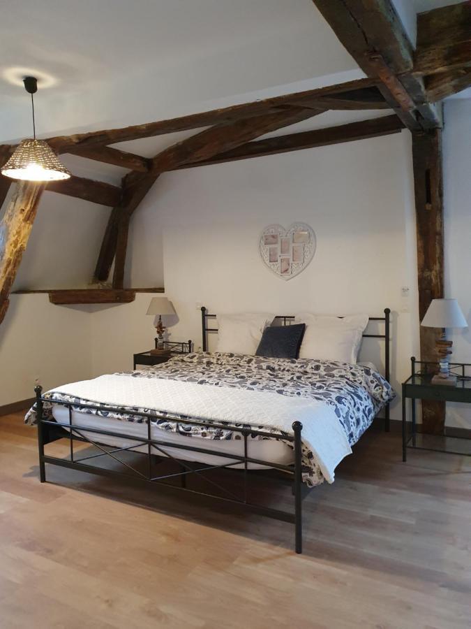 Au Petit Paradis Sainte-Gauburge-Sainte-Colombe Exteriör bild